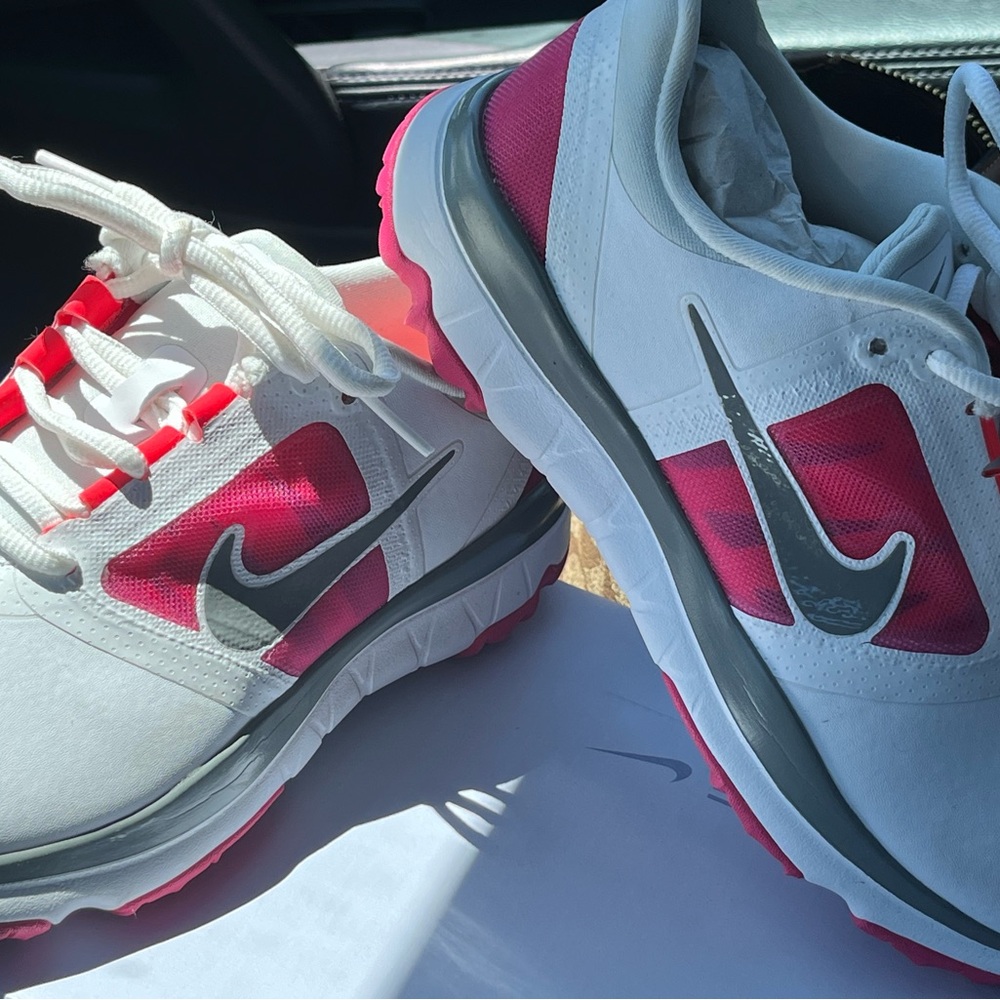 Nike Golf Shoes - Pink & White 7.5 W